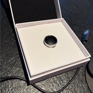 Oura Ring gen 3 size 9